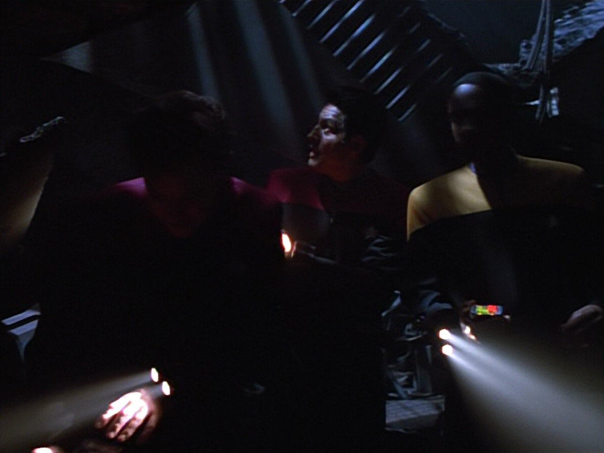 extant_StarTrekVOY_4x22-Unforgettable_00416.jpg