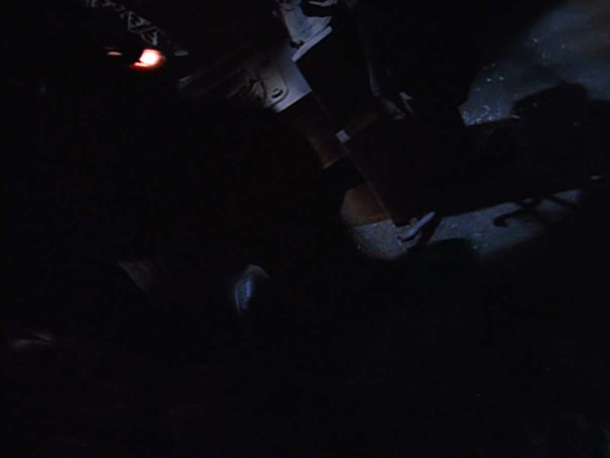 extant_StarTrekVOY_4x22-Unforgettable_00443.jpg