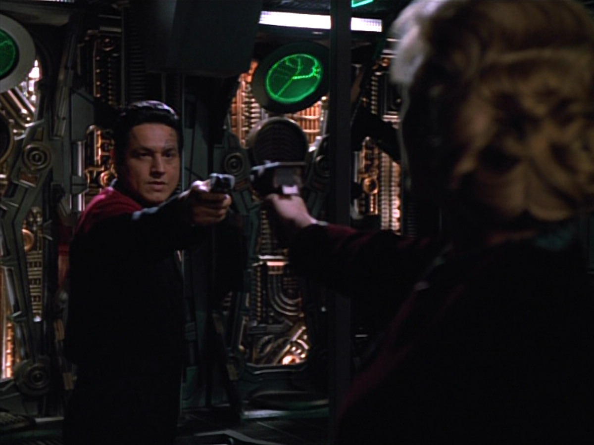extant_StarTrekVOY_4x22-Unforgettable_01335.jpg