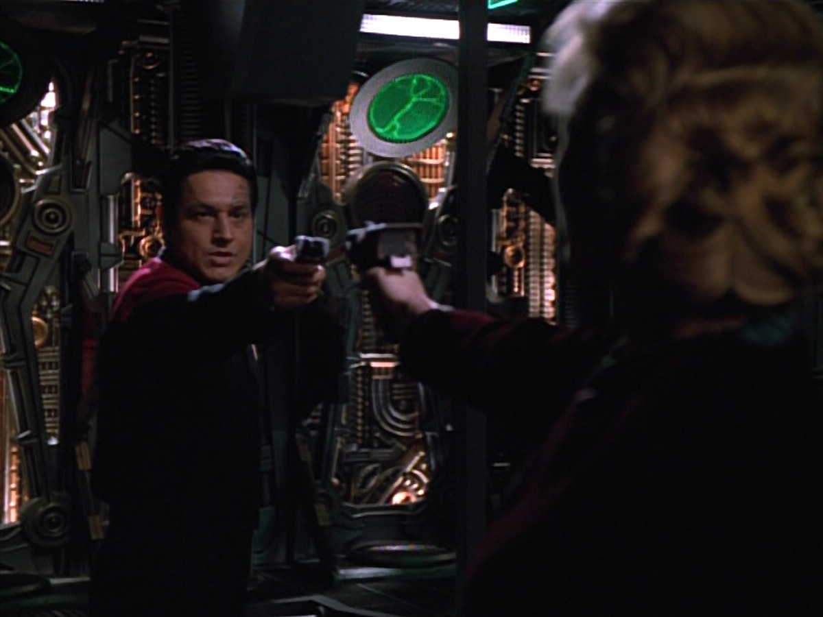 extant_StarTrekVOY_4x22-Unforgettable_01337.jpg