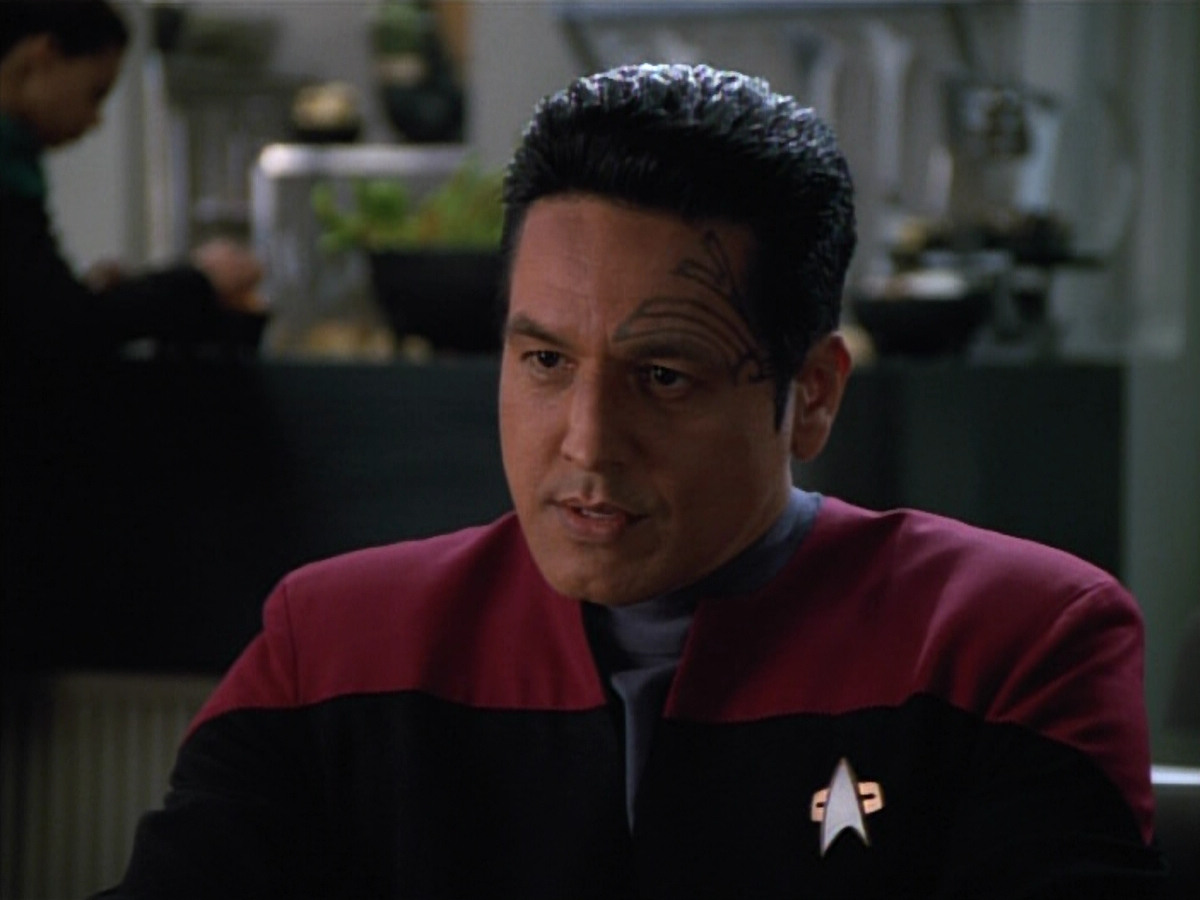 extant_StarTrekVOY_4x22-Unforgettable_01471.jpg