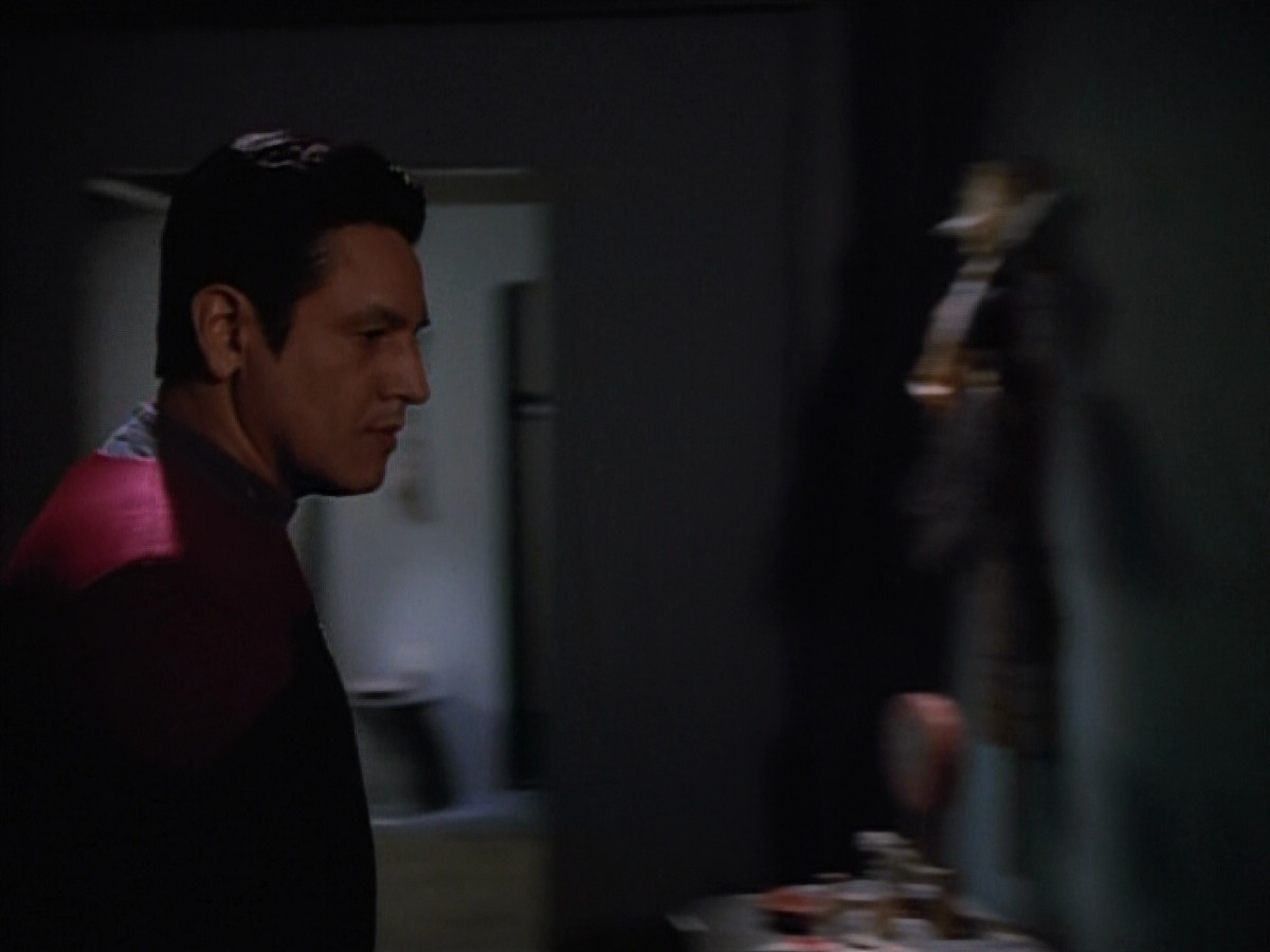 extant_StarTrekVOY_4x22-Unforgettable_02044.jpg