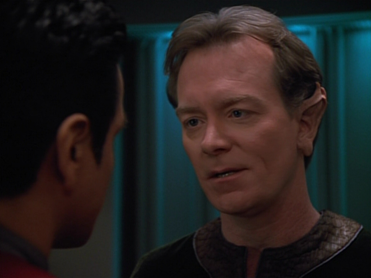 extant_StarTrekVOY_4x22-Unforgettable_03233.jpg