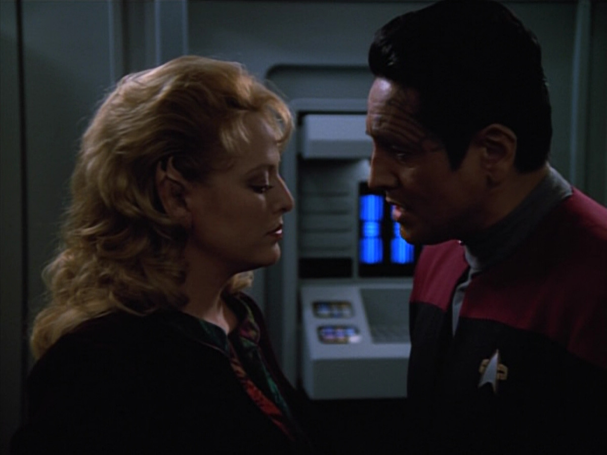 extant_StarTrekVOY_4x22-Unforgettable_03477.jpg