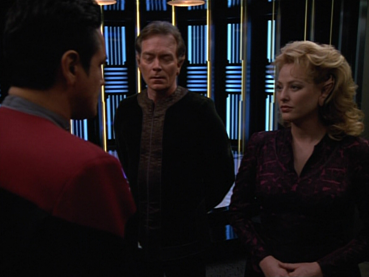 extant_StarTrekVOY_4x22-Unforgettable_03576.jpg