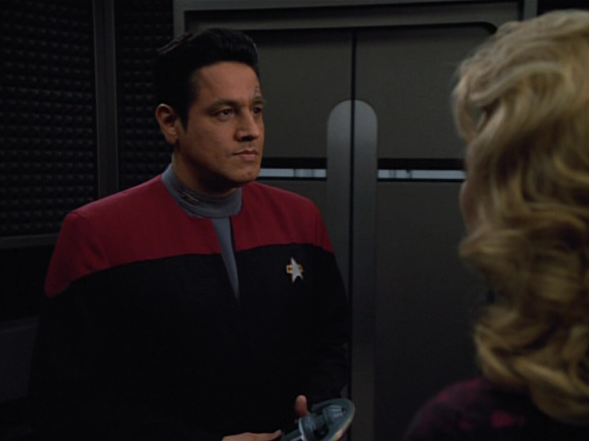 extant_StarTrekVOY_4x22-Unforgettable_03586.jpg