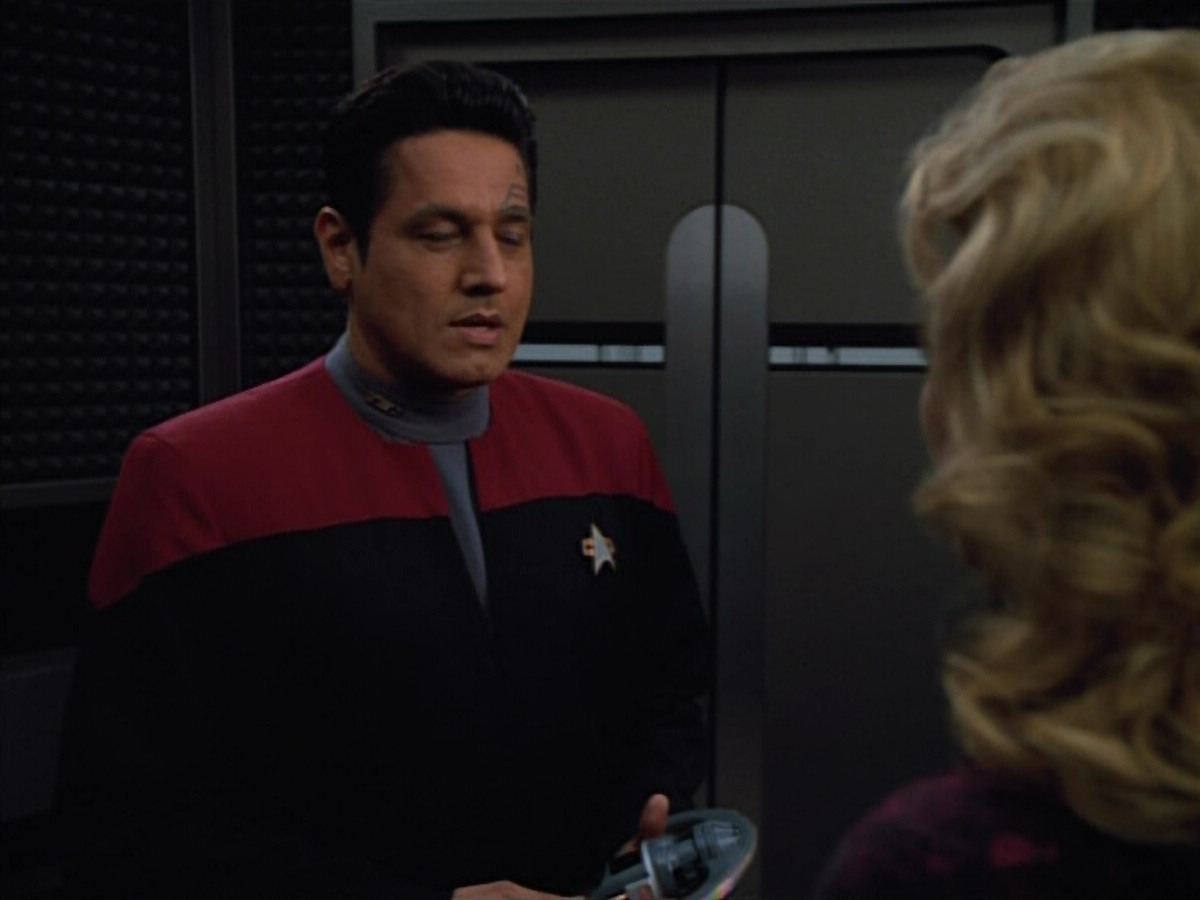 extant_StarTrekVOY_4x22-Unforgettable_03600.jpg
