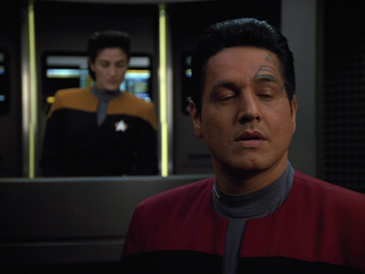 extant_StarTrekVOY_4x22-Unforgettable_03645.jpg