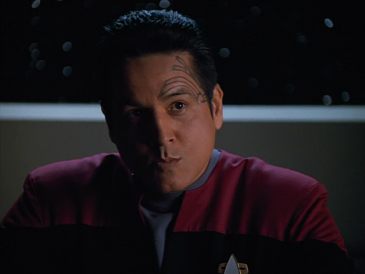 extant_StarTrekVOY_4x22-Unforgettable_03706.jpg