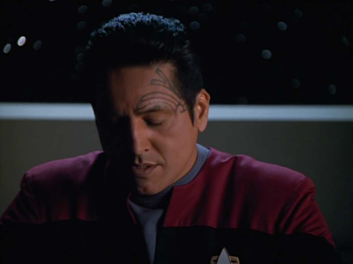 extant_StarTrekVOY_4x22-Unforgettable_03739.jpg