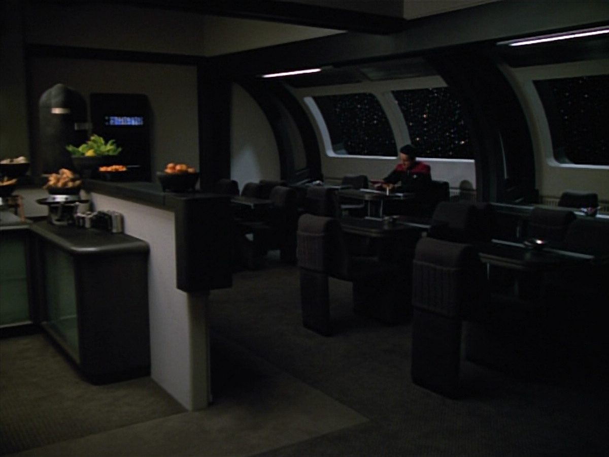 extant_StarTrekVOY_4x22-Unforgettable_03814.jpg