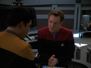 extant_StarTrekVOY_4x22-Unforgettable_00054.jpg