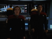extant_StarTrekVOY_4x22-Unforgettable_00157.jpg
