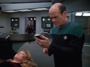 extant_StarTrekVOY_4x22-Unforgettable_00537.jpg
