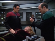 extant_StarTrekVOY_4x22-Unforgettable_00541.jpg