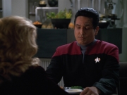 extant_StarTrekVOY_4x22-Unforgettable_01420.jpg