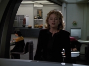 extant_StarTrekVOY_4x22-Unforgettable_01482.jpg