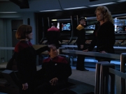 extant_StarTrekVOY_4x22-Unforgettable_01605.jpg