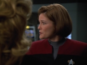 extant_StarTrekVOY_4x22-Unforgettable_01701.jpg