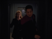 extant_StarTrekVOY_4x22-Unforgettable_01746.jpg