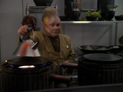 extant_StarTrekVOY_4x22-Unforgettable_01925.jpg