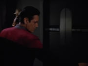 extant_StarTrekVOY_4x22-Unforgettable_02045.jpg