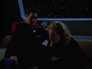 extant_StarTrekVOY_4x22-Unforgettable_02244.jpg