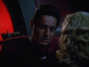 extant_StarTrekVOY_4x22-Unforgettable_02289.jpg