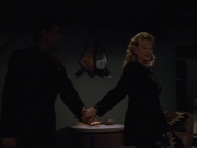 extant_StarTrekVOY_4x22-Unforgettable_02300.jpg