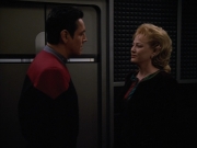 extant_StarTrekVOY_4x22-Unforgettable_02354.jpg