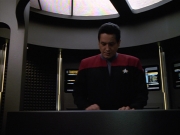 extant_StarTrekVOY_4x22-Unforgettable_02389.jpg