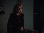 extant_StarTrekVOY_4x22-Unforgettable_02459.jpg