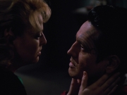 extant_StarTrekVOY_4x22-Unforgettable_02516.jpg