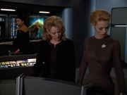 extant_StarTrekVOY_4x22-Unforgettable_02696.jpg