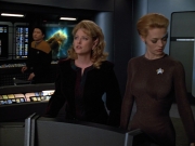 extant_StarTrekVOY_4x22-Unforgettable_02711.jpg