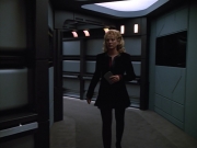 extant_StarTrekVOY_4x22-Unforgettable_02895.jpg