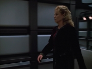 extant_StarTrekVOY_4x22-Unforgettable_02897.jpg
