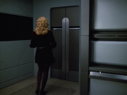 extant_StarTrekVOY_4x22-Unforgettable_02901.jpg
