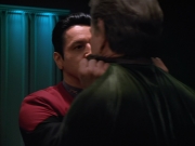 extant_StarTrekVOY_4x22-Unforgettable_03156.jpg