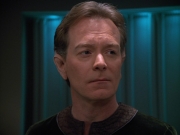 extant_StarTrekVOY_4x22-Unforgettable_03261.jpg