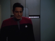 extant_StarTrekVOY_4x22-Unforgettable_03288.jpg