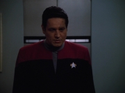 extant_StarTrekVOY_4x22-Unforgettable_03290.jpg