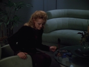 extant_StarTrekVOY_4x22-Unforgettable_03311.jpg