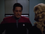 extant_StarTrekVOY_4x22-Unforgettable_03322.jpg