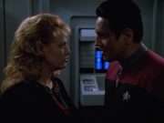 Filename=extant_StarTrekVOY_4x22-Unforgettable_03422.jpg
Filesize=131KiB
Dimensions=1200x900
Date added=Oct 02, 2019 extant_StarTrekVOY_4x22-Unforgettable_03422.jpg