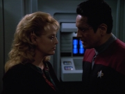 extant_StarTrekVOY_4x22-Unforgettable_03439.jpg