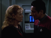 extant_StarTrekVOY_4x22-Unforgettable_03442.jpg