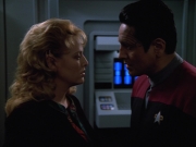 extant_StarTrekVOY_4x22-Unforgettable_03445.jpg