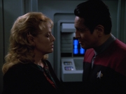 extant_StarTrekVOY_4x22-Unforgettable_03447.jpg
