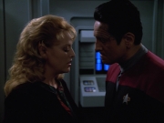 extant_StarTrekVOY_4x22-Unforgettable_03449.jpg